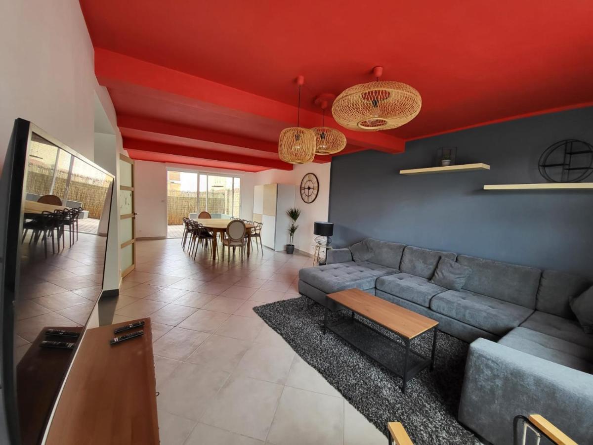 Grande Maison Avec Terrasses Ensoleillees - Large House With Sunny Terraces 됭케르크 외부 사진